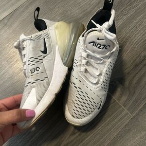 Women's Nike Air 270 White and Black Sneakers 6